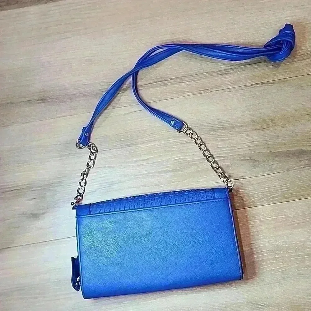 Nicole Miller Womens Blue Purse Laser Cut crossbody (O5.24.40)